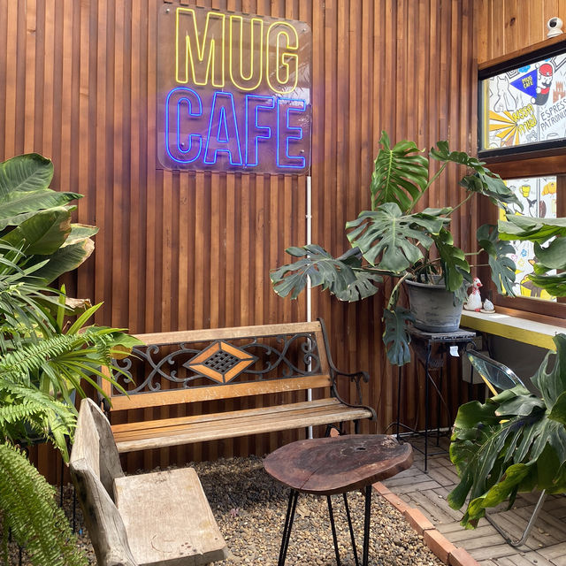 🇹🇭華欣寵物友好咖啡廳推薦-Mug Cafe🐶