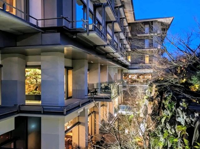 The Ritz Carlton Kyoto，體驗鴨川河景轉角套房的奢華