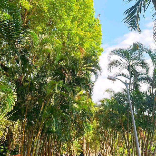士林官邸公園 (Shilin Official Residence Park) 