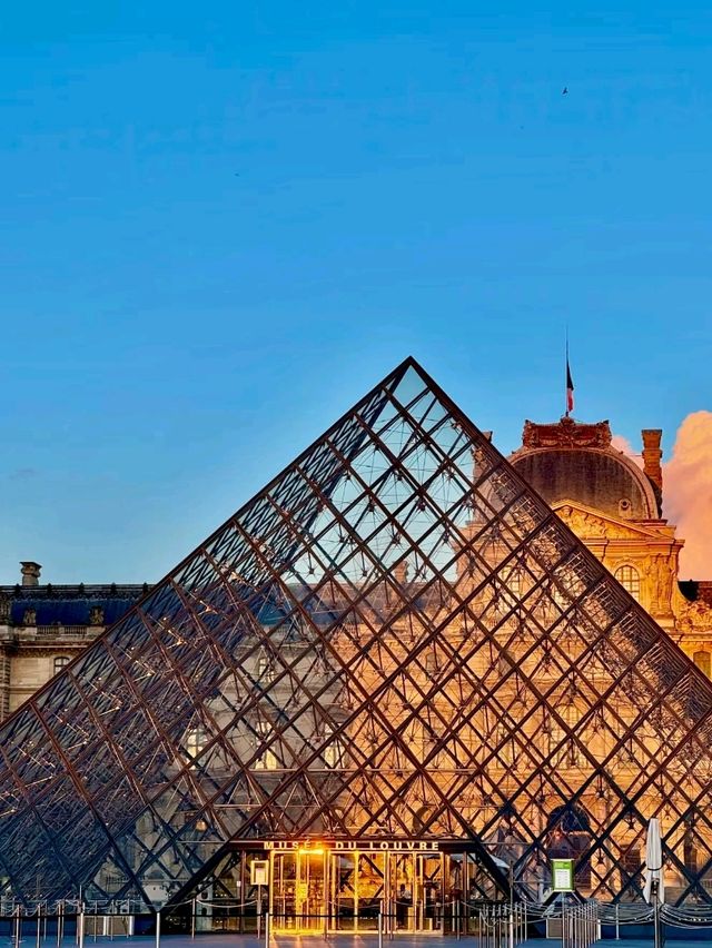 Seine River Banks: Two Distinct Worlds