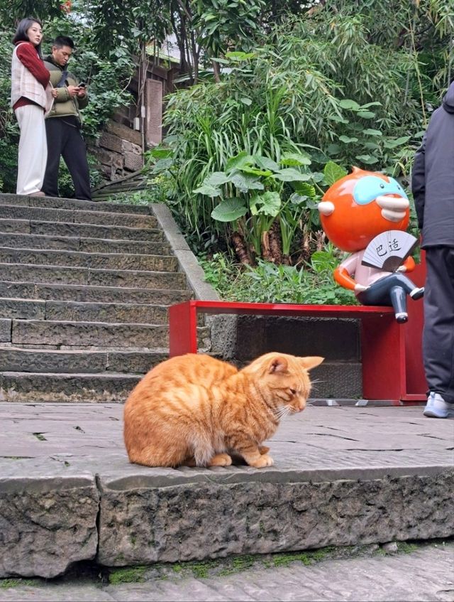 걷다 보면 빠져드는 충칭의 옛거리