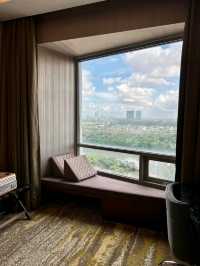 “Stylish Stays & City Views: Superior Comfort at St. Giles Southkey JB”