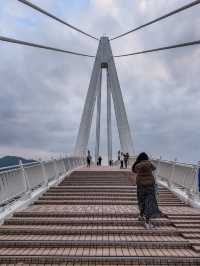 워런마터우에서 연인의 다리를 건너보세요.