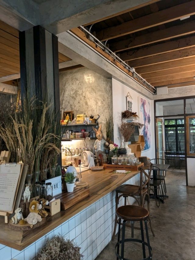 タイで見つけた！可愛いカフェ「Poet House Cafe」