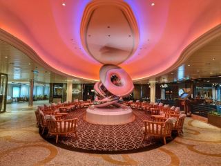 "Anthem of the Seas: The Coolest Ship You’re Not Cruising On (Yet!)" 🚢✨