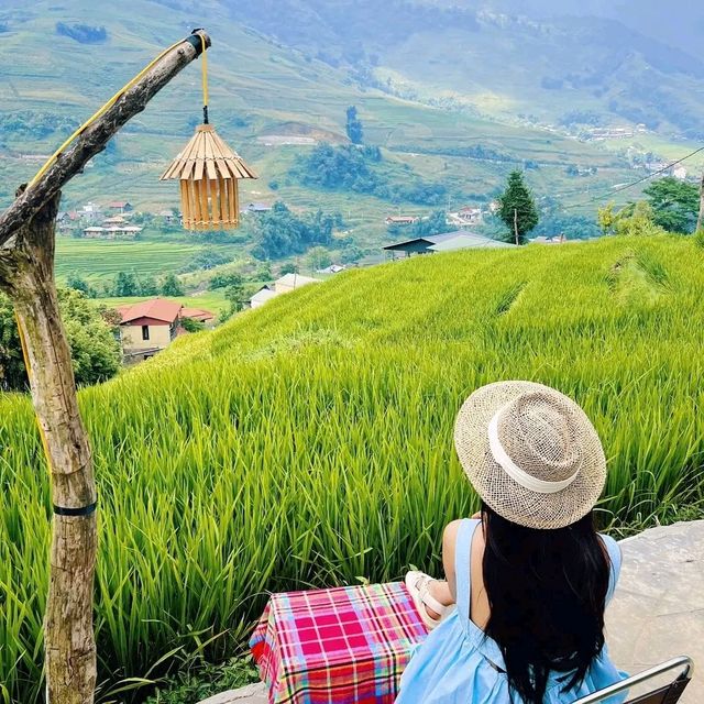 Vietnam: A Tapestry of Culture, Cuisine, and Natural Wonder