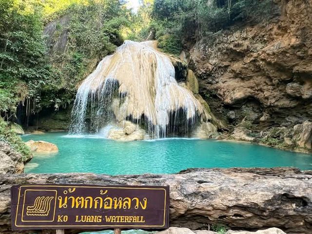 น้ำตกก้อหลวง ลำพูน