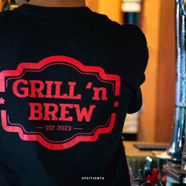ร้านอาหารสุดคราสสิค ฟีลเรโทรย้อนยุค Grill 'n Brew