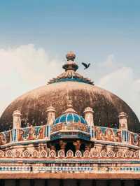 Discovering Isa Khan’s Tomb – A Hidden Mughal-Era Gem in Delhi