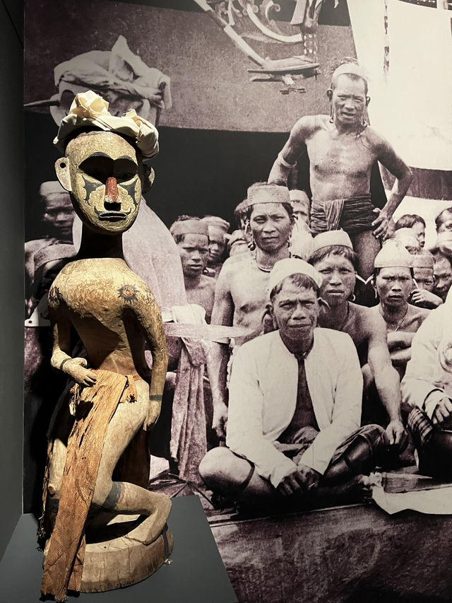 Time Changes Gallery: Echoes of Sarawak’s Past