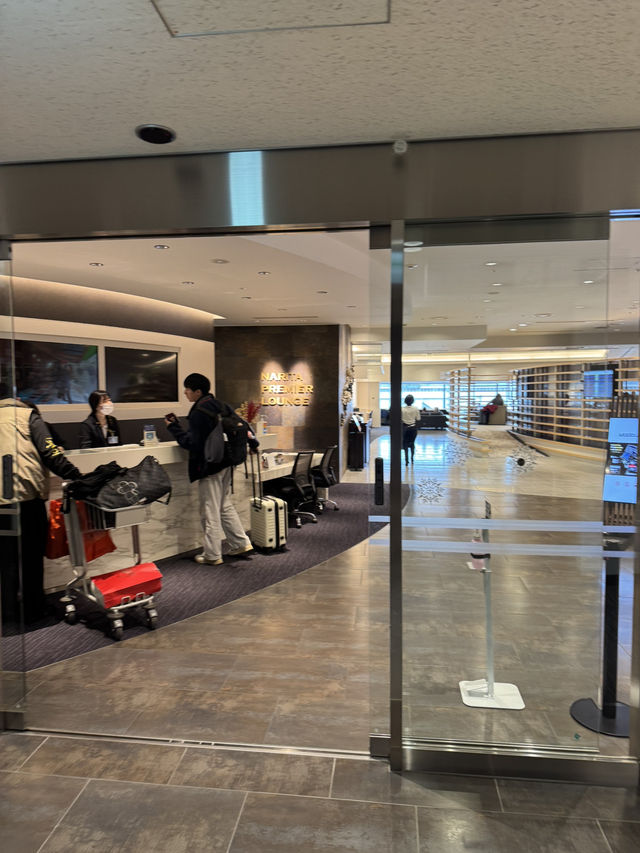 【NARITA PREMIER LOUNGE（成田第1）】ラウンジレビュー : 静かで穴場感ありのプライオリティパス対応