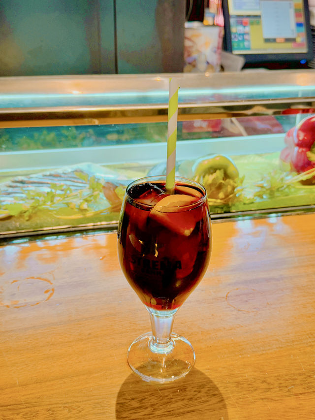 바르셀로나에서 샹그리아 한 잔 즐기기 좋은 마켓🍷