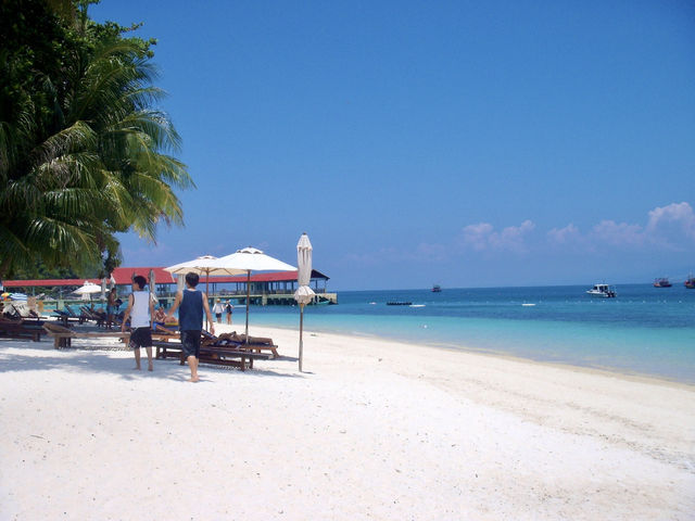 Turquoise Dreams: A Peaceful Spring Escape to Pulau Perhentian Besar 