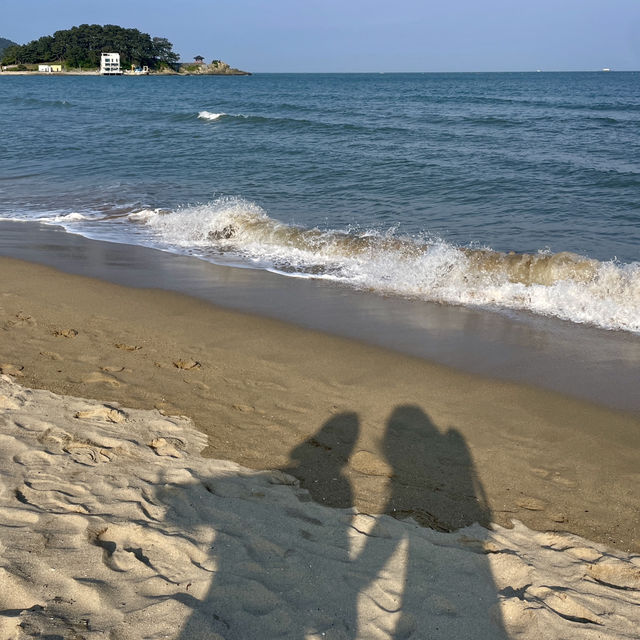 맨발로 걸어보는 송정해수욕장