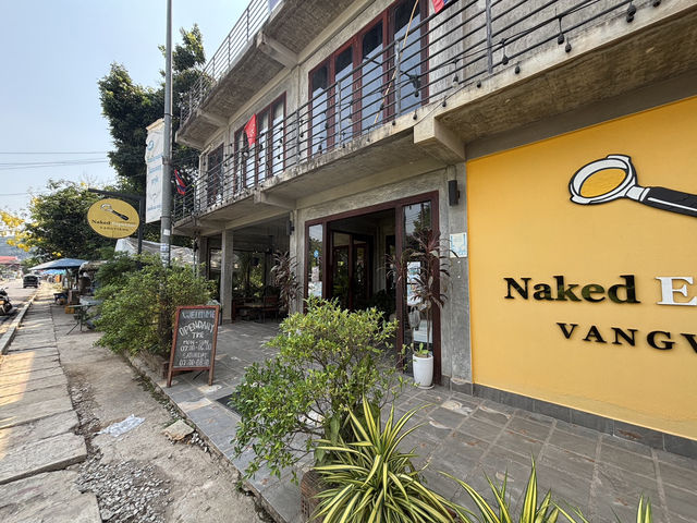 Naked Espresso คาเฟ่แนะนำที่วังเวียง^^