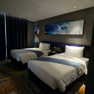 Ames Hotel