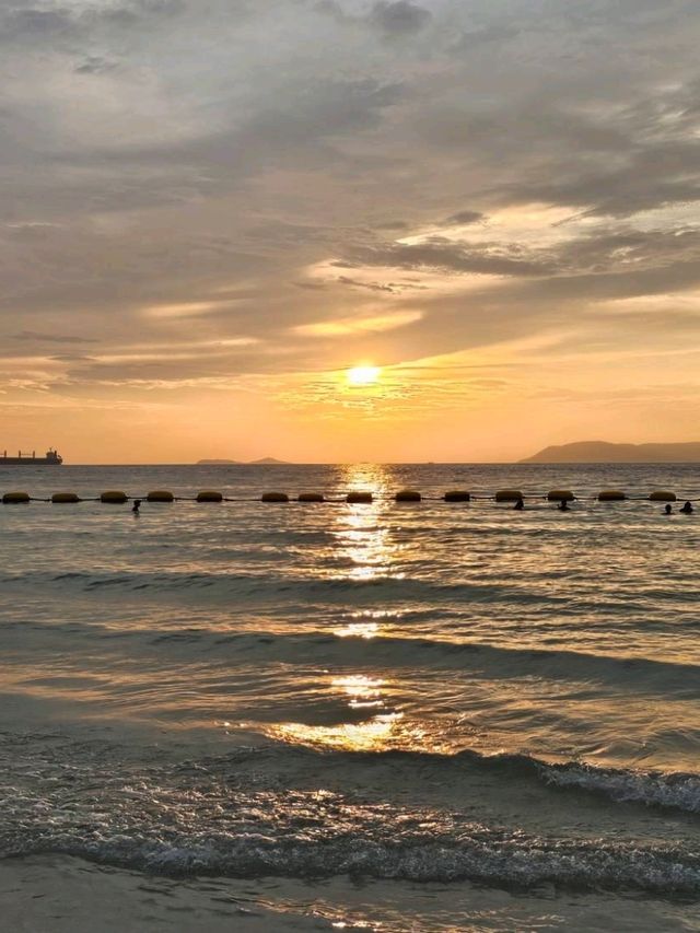 🏖️ บานาน่าโบ๊ท กรี๊ดให้สุด: หาดเทียน >> เกาะล้าน
