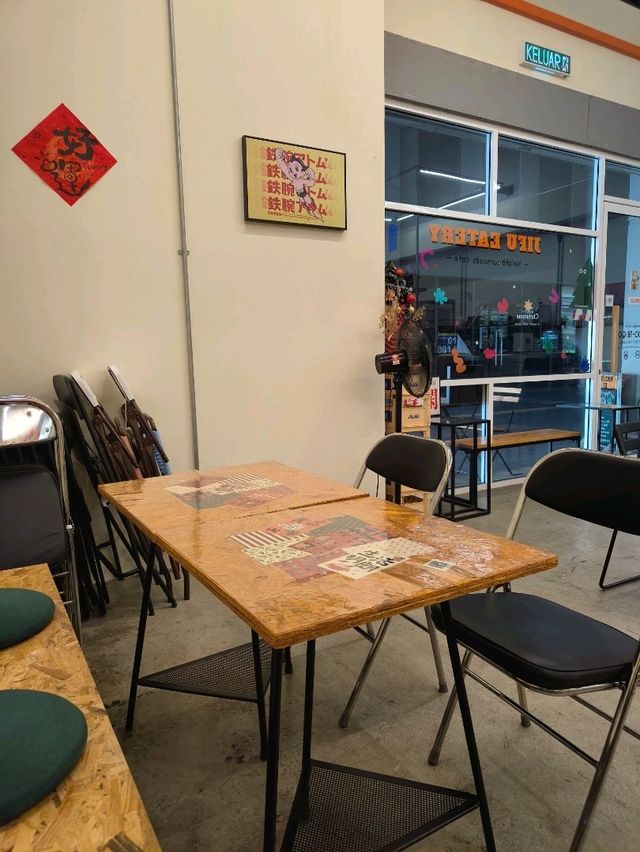 Cheap, Tasty, and Full of Soul – My Tori Soboro Find in HK