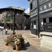 Kunming in 4 Days: Streets to Stone Peak