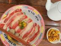 ชามสุข - Boat Noodles ก๋วยเตี๋ยวเรือเนื้อวากิว