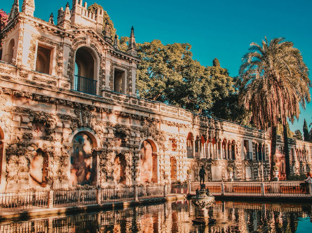 A Royal Stroll Through History – My Visit to Alcázar de Sevilla