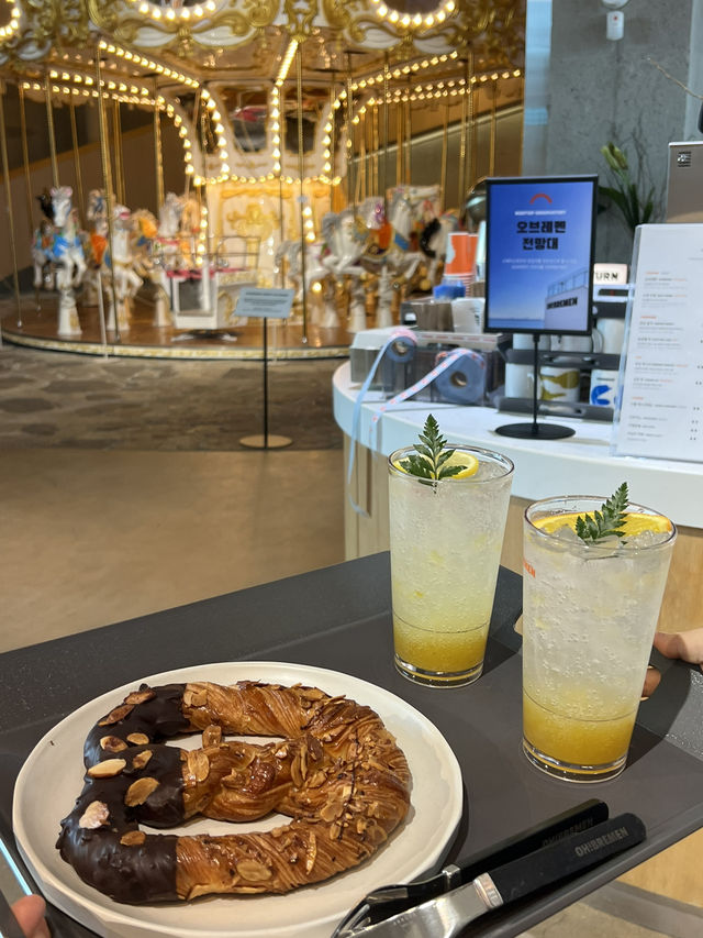 🎠 포항 오브레멘 카페! 회전목마랑 인생샷 찰칵!