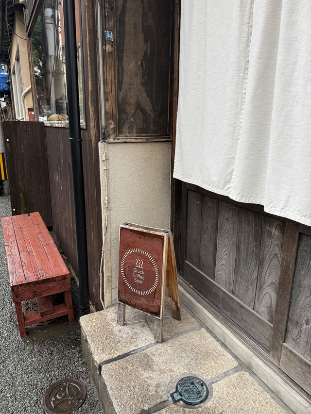 구마모토 성 주변 로컬 카페