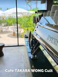 Café TAKARA WONG Cult บางแสน ริมหาดชิวมาก