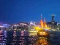 日與夜的景色都同樣令人沉醉的維多利亞港