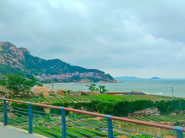 Qingshan Fishing Village Memorial Archway