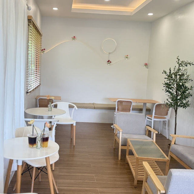 เที่ยวคาเฟ่ Mood ดี ที่ข้างบ้านคาเฟ่ 