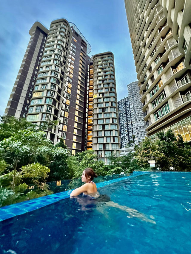 🌟 Chic Comfort, Prime Location: Somerset Medini Delivers Serenity