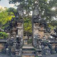 Clifftop Legends & Sunset Fire: Experiencing Uluwatu Temple