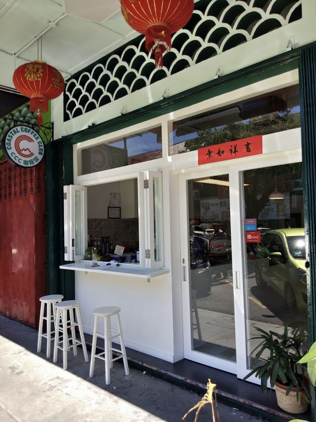 Coastal Coffee Club Kota Kinabalu, Artisanal Cakes and Calm in Damai 