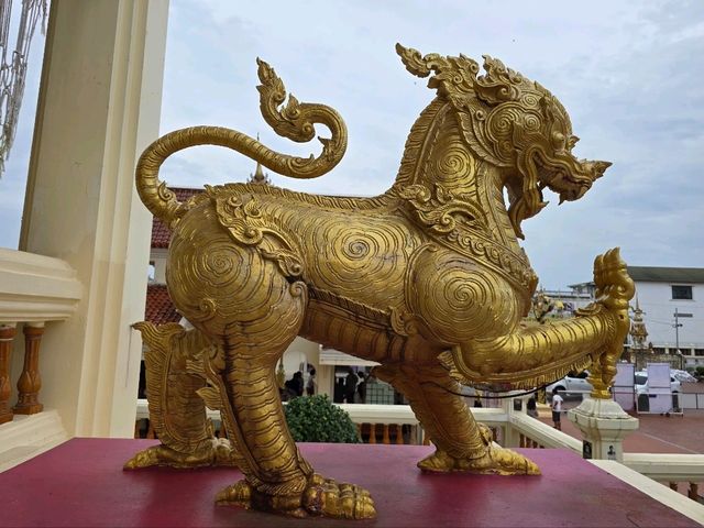 หลวงพ่อพระใส พระคู่บ้านคู่เมือง จังหวัดหนองคาย