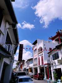 Discover Carpenter Street: Kuching’s Living Legacy of Chinese Heritage 
