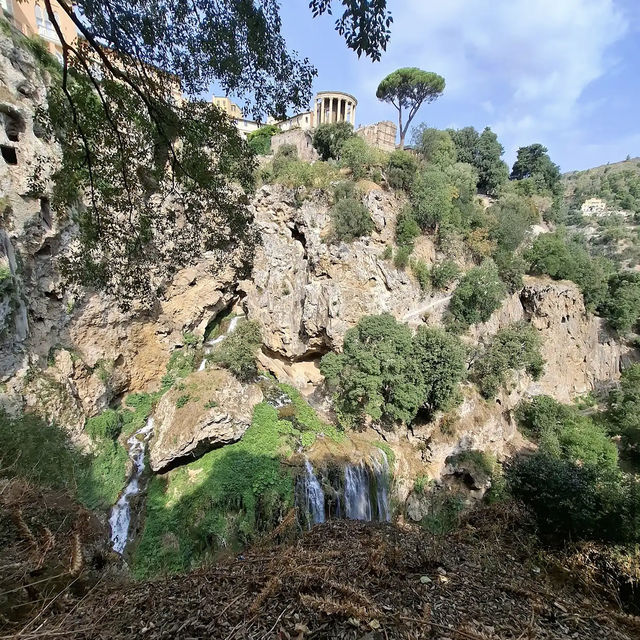 Parco Villa Gregoriana (Tivoli) Parco Villa Gregoriana (Tivoli)