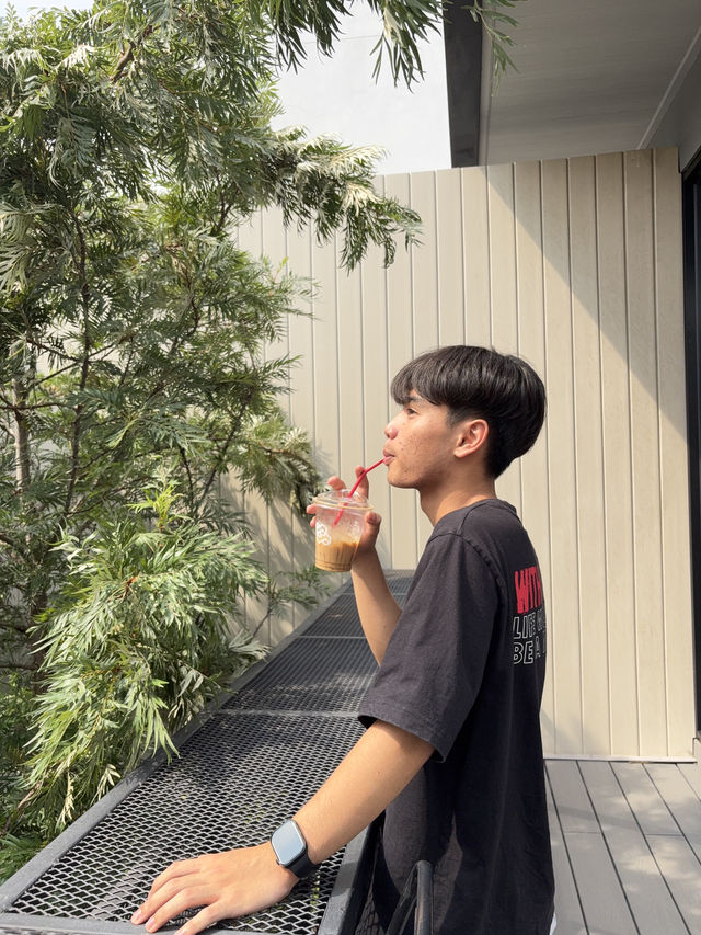 📍รีวิว Meraki Coff N Bar (เมรากิ คอฟ น บาร์)