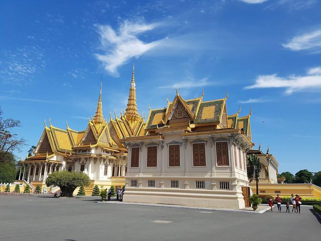 A Stunning Display of Cambodian Culture