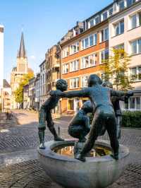 🕍 Aachen: A City of History, Hot Springs & Charm