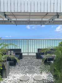 晴天下悠閒逛瀨長島建築群  