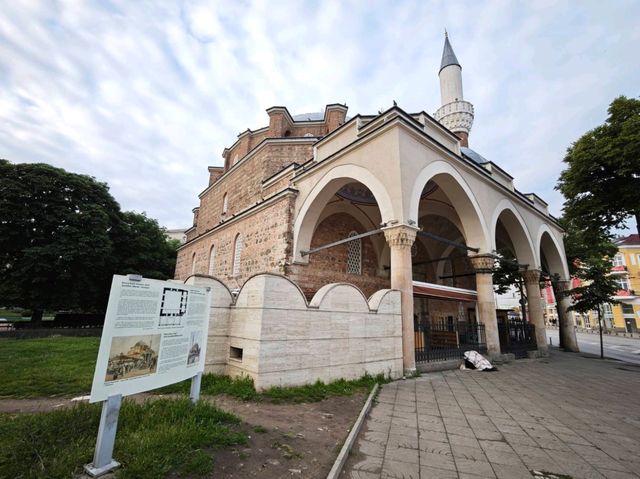 索菲亞目前唯一一座仍在使用的清真寺#班亞巴什清真寺 (Banya Bashi Mosque)-Sofia Bulgaria