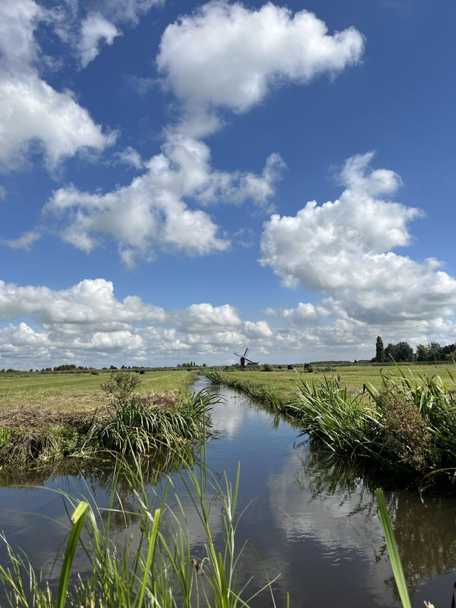 🌿 A Timeless Windmill Village: Zaanse Schans Adventure 