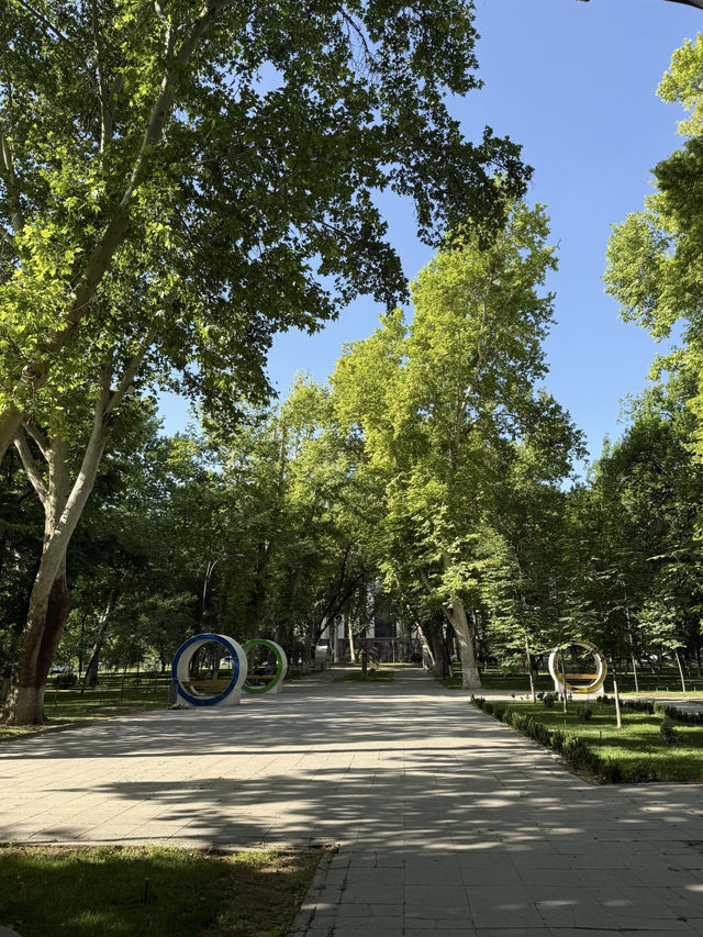 🚶‍♀️ A Weekend Walk Around Tashkent
