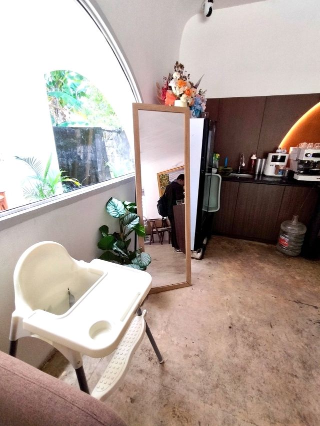 Sun Drenched Retreat Sun Drenched Retreat