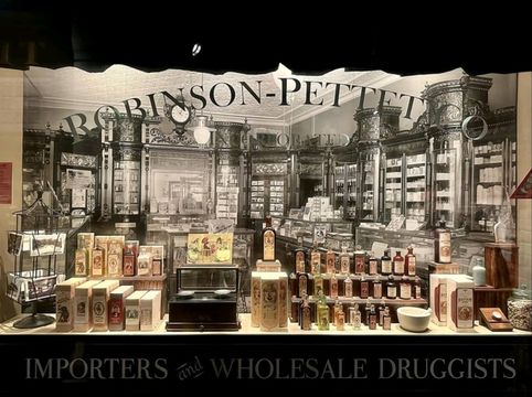 Sip History and Flavor at the Evan Williams Bourbon Experience Sip History and Flavor at the Evan Williams Bourbon Experience