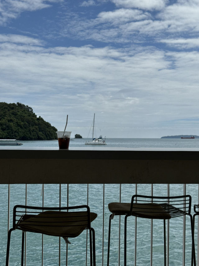 Phuket 1 วัน ชิลง่าย…ได้ทั้งวัน Phuket 1 วัน ชิลง่าย…ได้ทั้งวัน