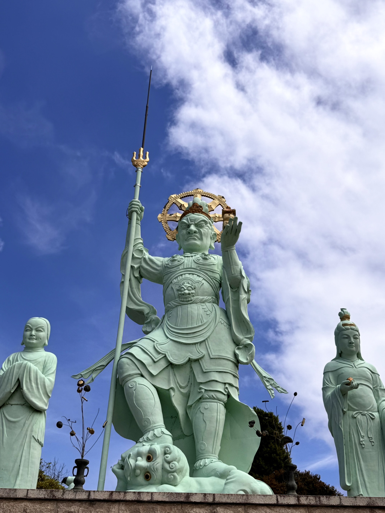 [An Absolute Stunner! Japan's Largest Bishamonten Statue] Plus, a Rare Shrine to the God of Poverty.