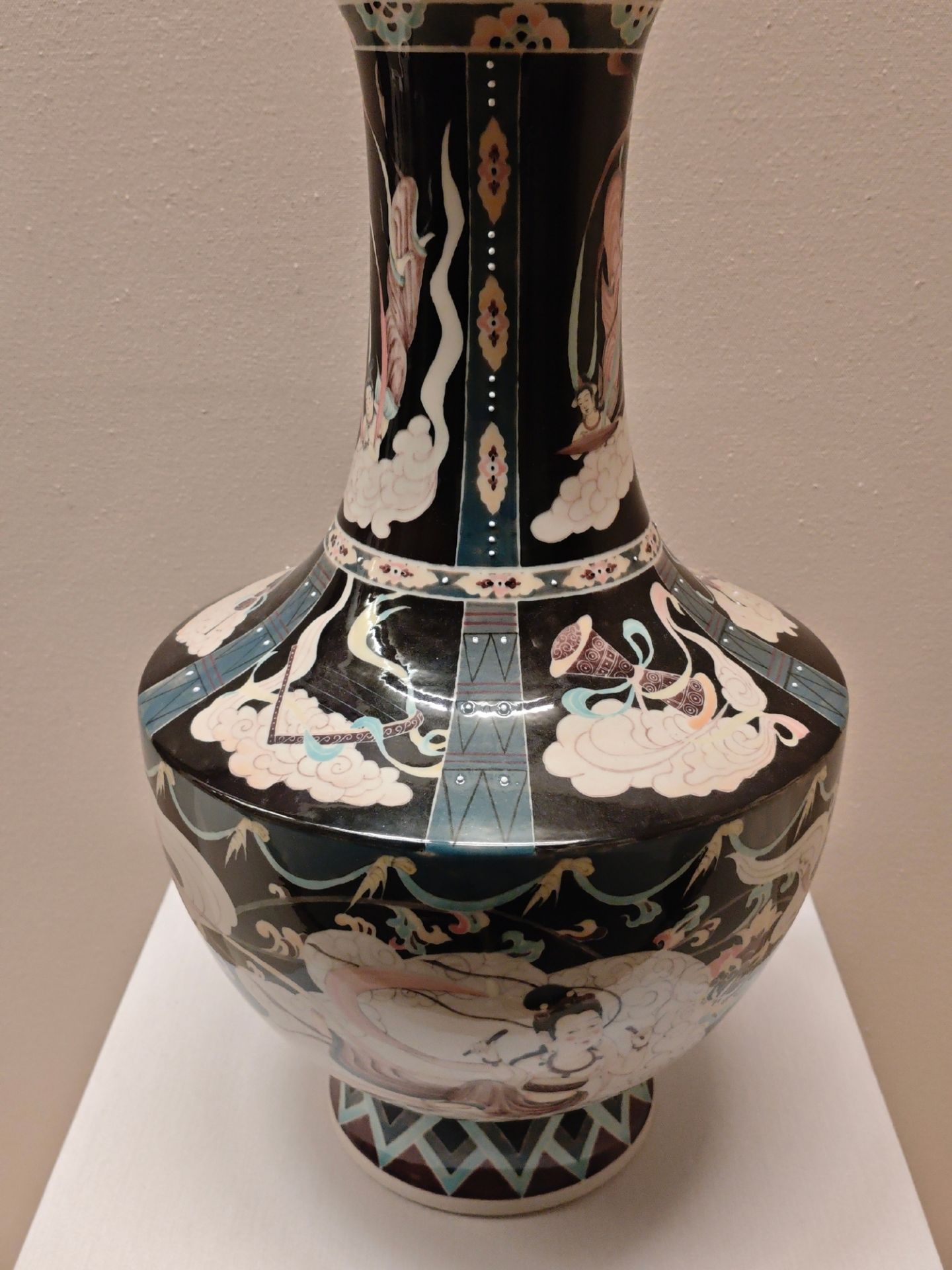 🏺 “Glazes of Dunhuang” | When the Silk Road Meets Contemporary Ceramic Art