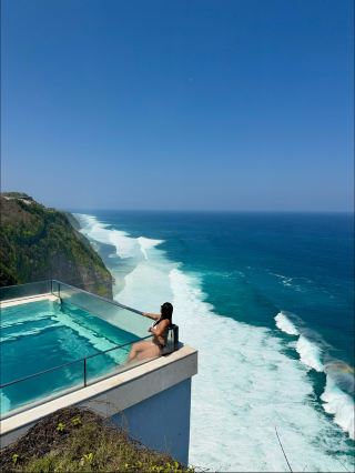 postcard view 🌊🏝️